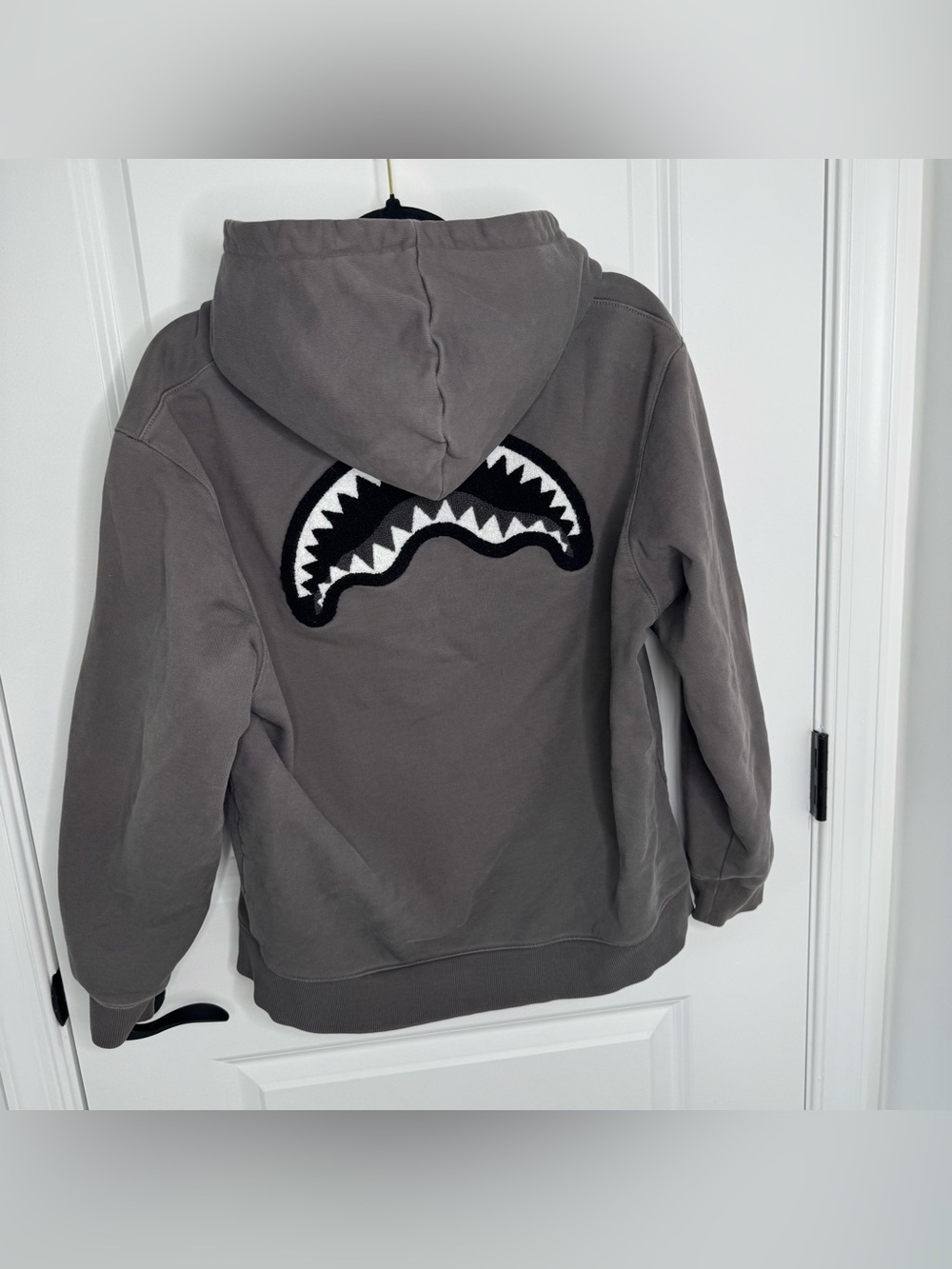 Sprayground Gray Shark-Mouth full zip limited edition Hoodie small